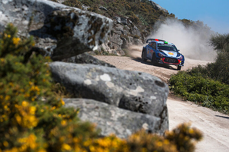 Hyundai Motorsport feiert doppeltes Podestergebnis in Portugal