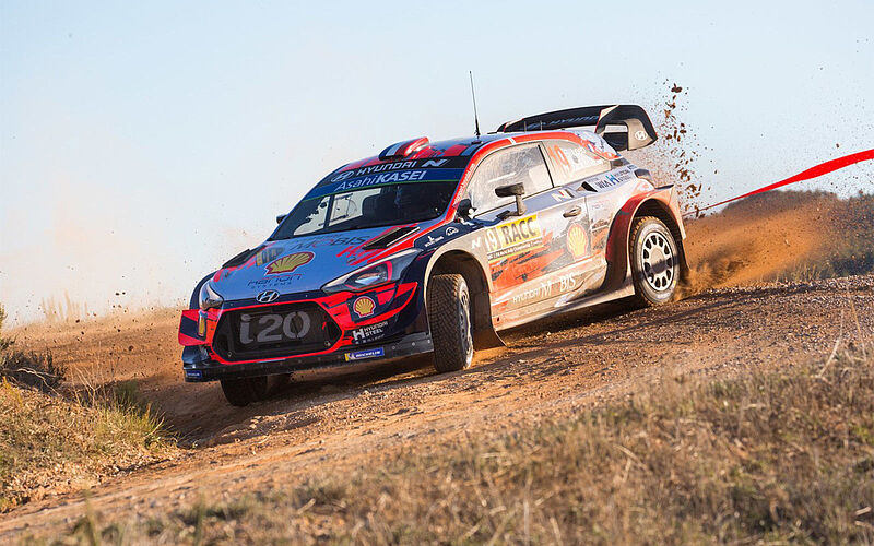 Hyundai und Thierry Neuville siegen in Spanien