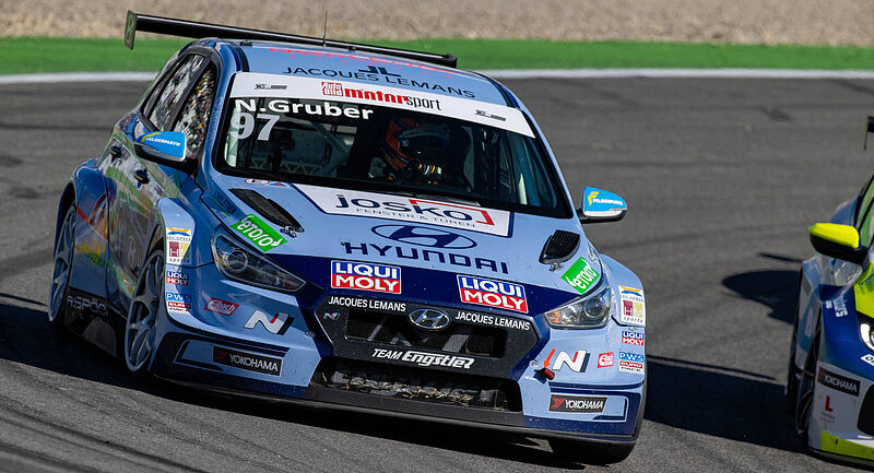 Team Engstler reist hoch motiviert zum Saisonfinale in die Eifel